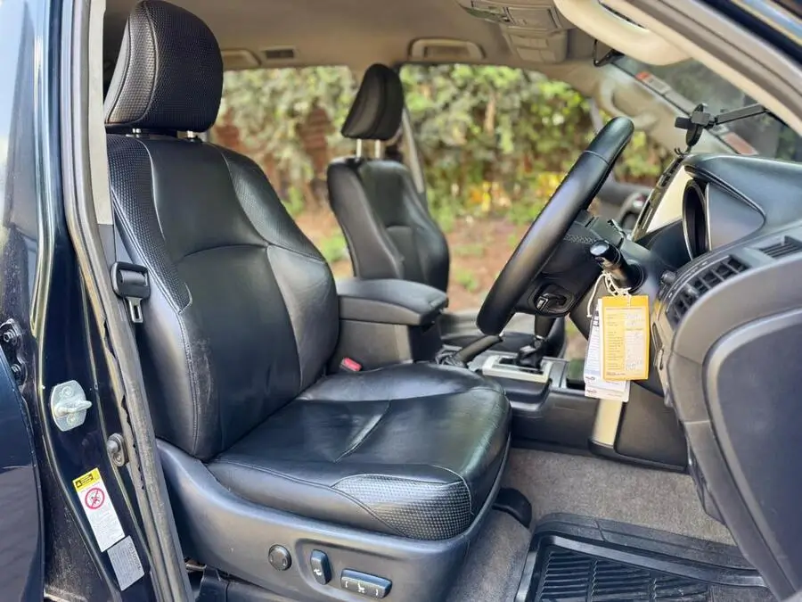 2010 Toyota Landcruiser Prado VX