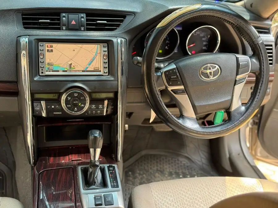 2012 Toyota Mark X 250G