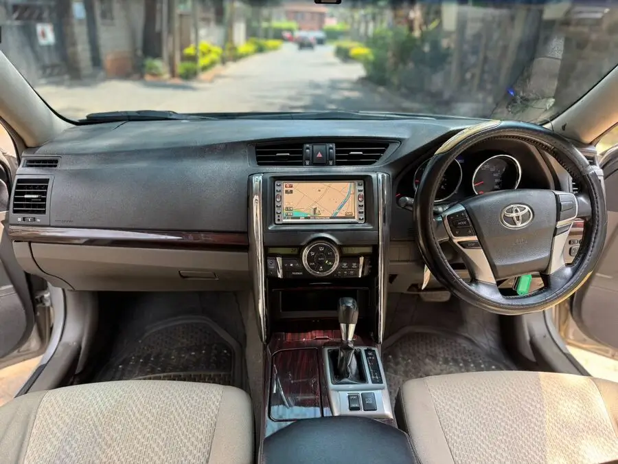 2012 Toyota Mark X 250G