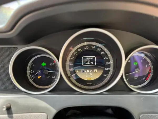 2013 Mercedes Benz C200 Mint Condition