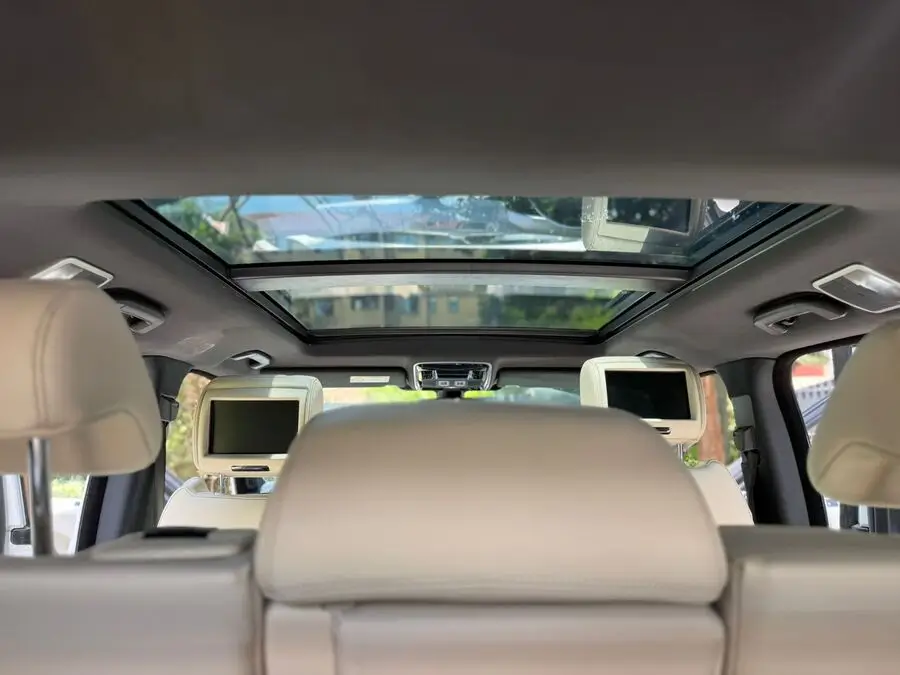 2015 Range Rover Sport HSE Sunroof Leather