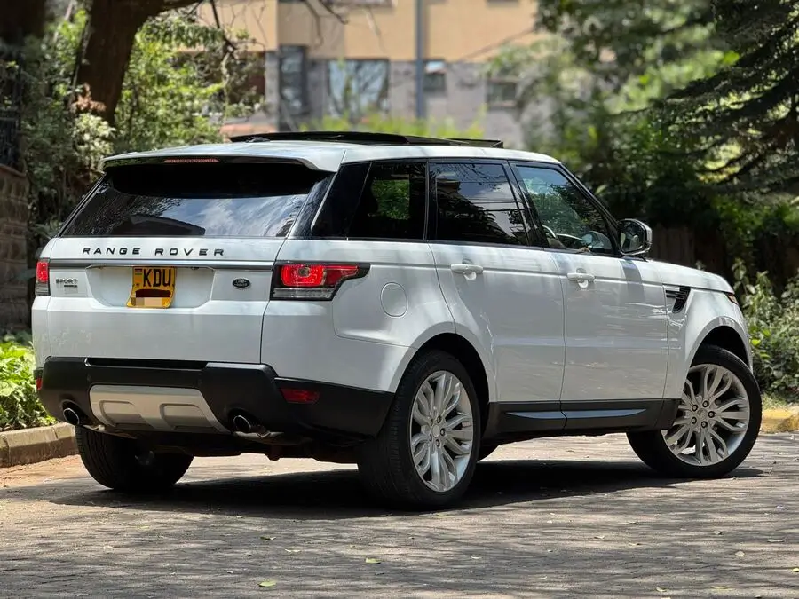2015 Range Rover Sport HSE Sunroof Leather