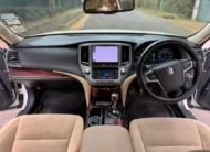 2015 Toyota Crown Royal Saloon