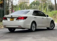 2015 Toyota Crown Royal Saloon