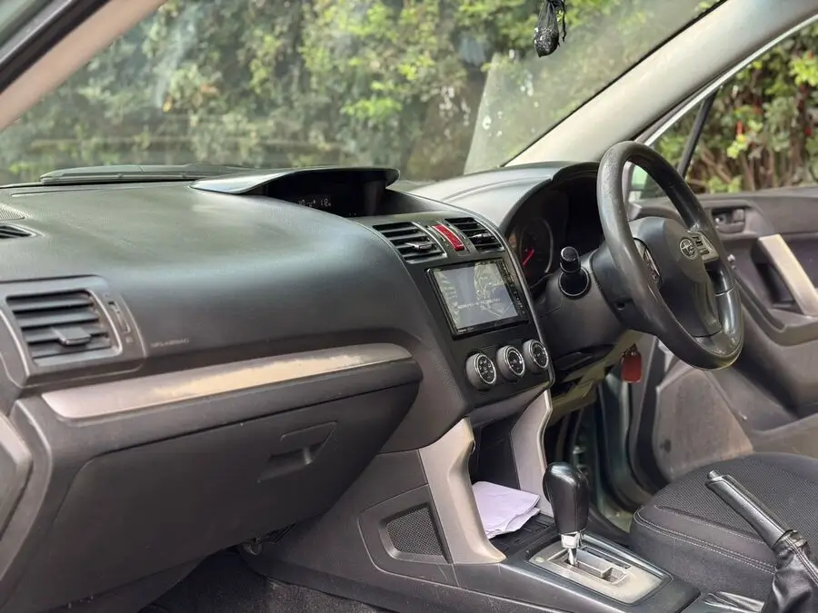 2016 Subaru Forester Local