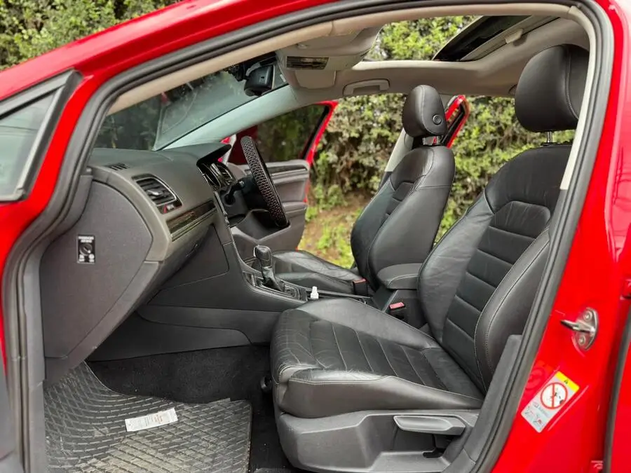 2017 Volkswagen Golf MK 7.5 TSI Sunroof Leather