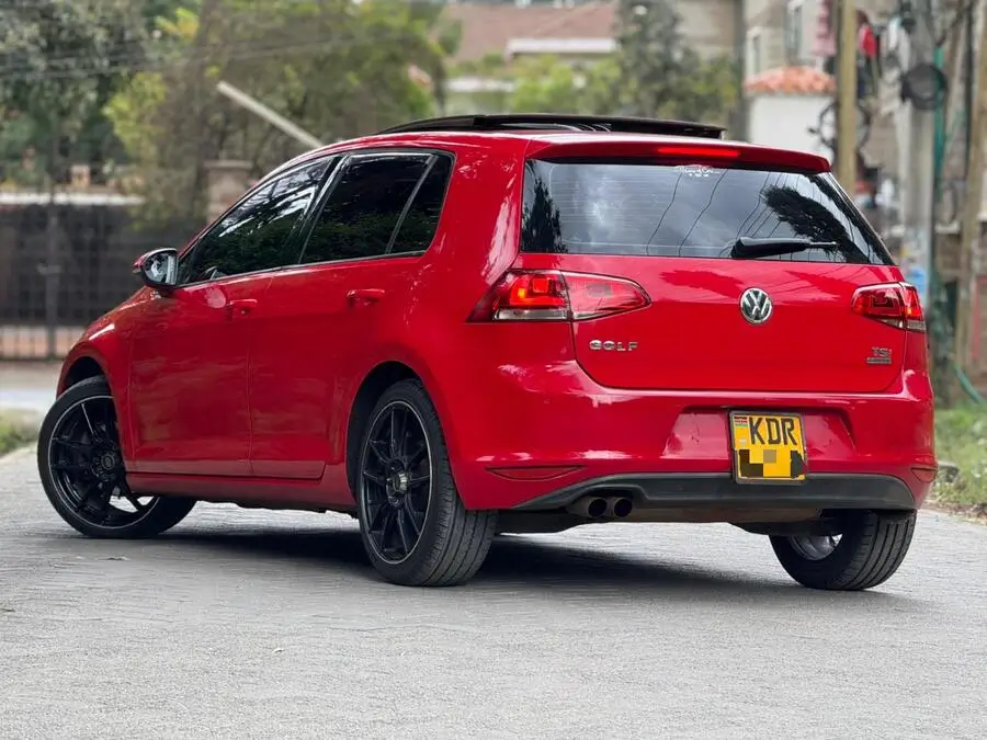 2017 Volkswagen Golf MK 7.5 TSI Sunroof Leather