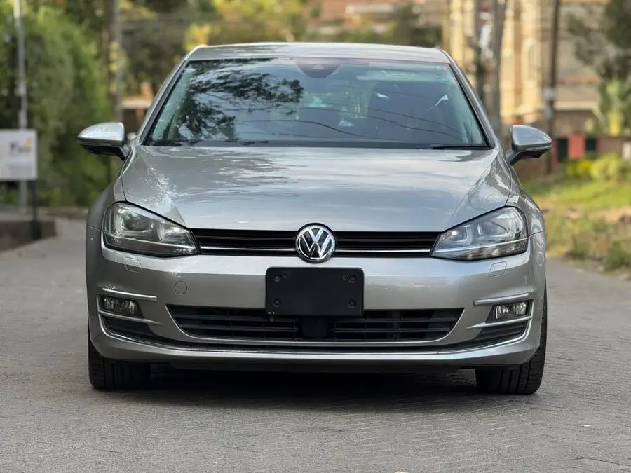 2017 Volkswagen Golf Low Mileage