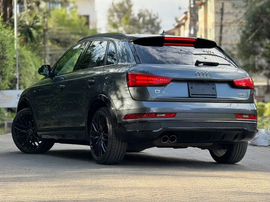 2018 Audi Q3 2.0T TFSI S-LINE Quattro Leather