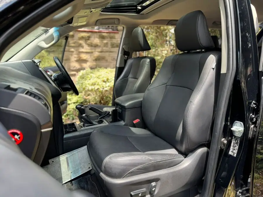 2018 Toyota Landcruiser Prado TX Sunroof
