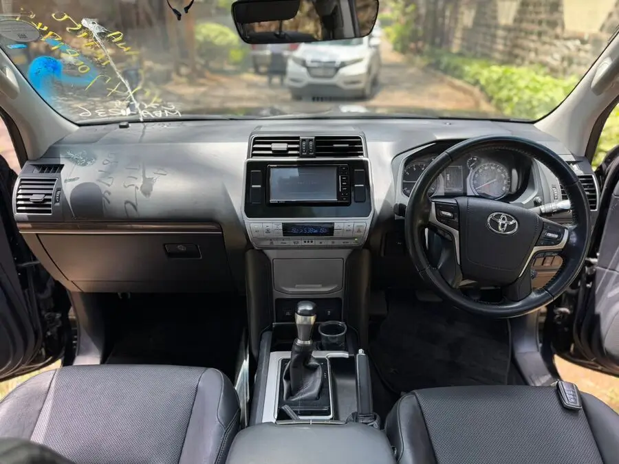 2018 Toyota Landcruiser Prado TX Sunroof