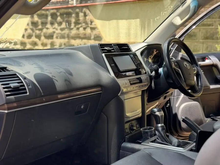 2018 Toyota Landcruiser Prado TX Sunroof