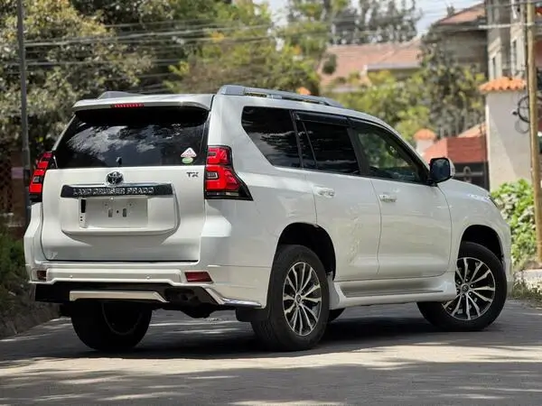 2018 Toyota Landcruiser Prado TX Fully Loaded