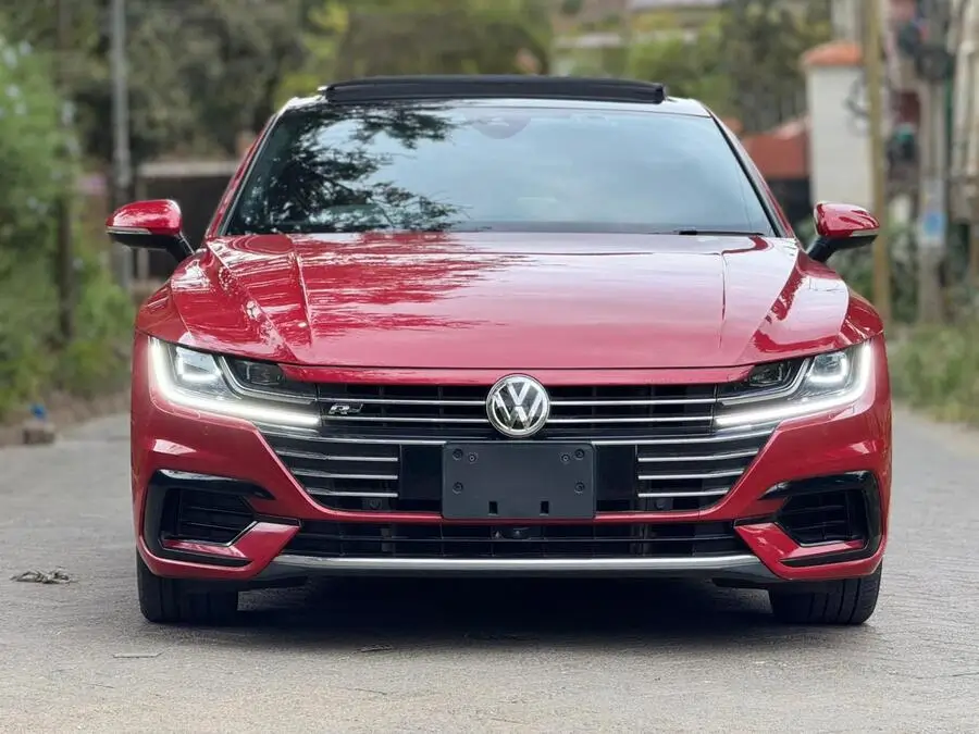 2018 Volkswagen Arteon R-Line Low Mileage