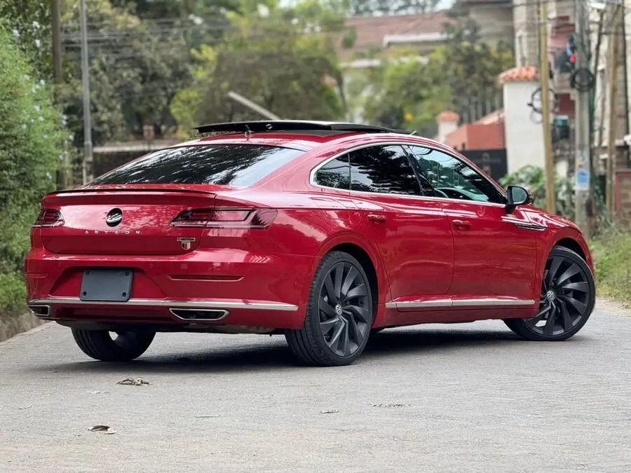 2018 Volkswagen Arteon R-Line Low Mileage