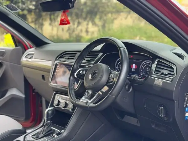 2018 Volkswagen Tiguan 1.4T R-Line Low Mileage