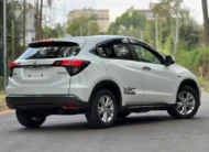 2019 Honda Vezel Hybrid Extremely Low Mileage