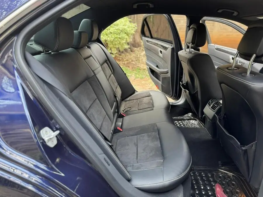 2015 Mercedes Benz E250 Leather