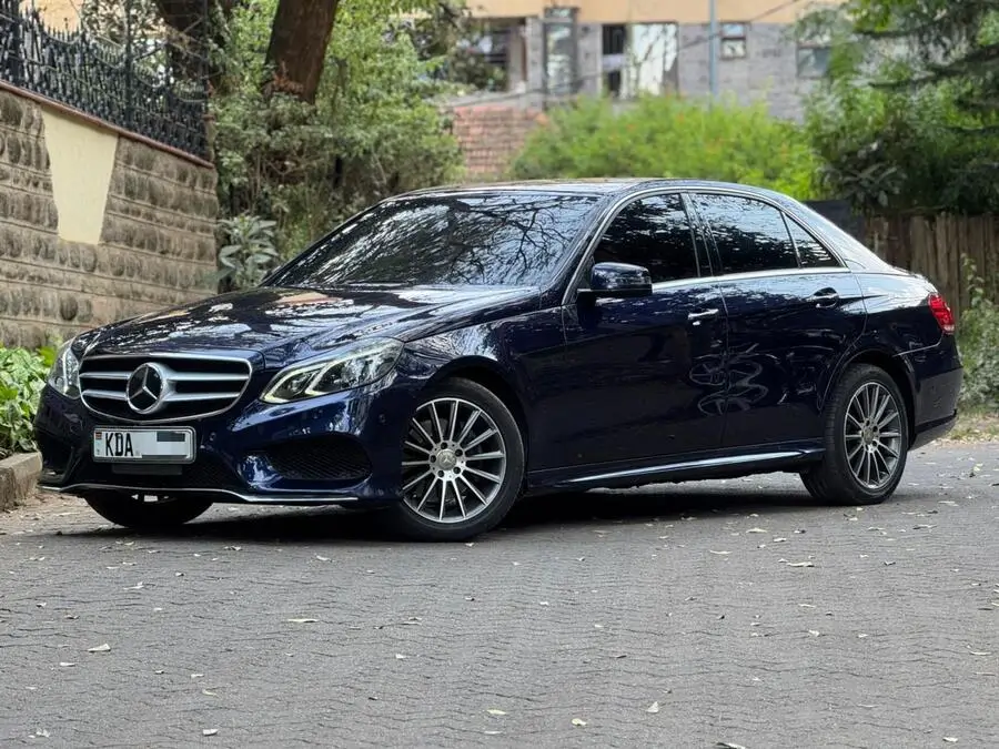 2015 Mercedes Benz E250 Leather
