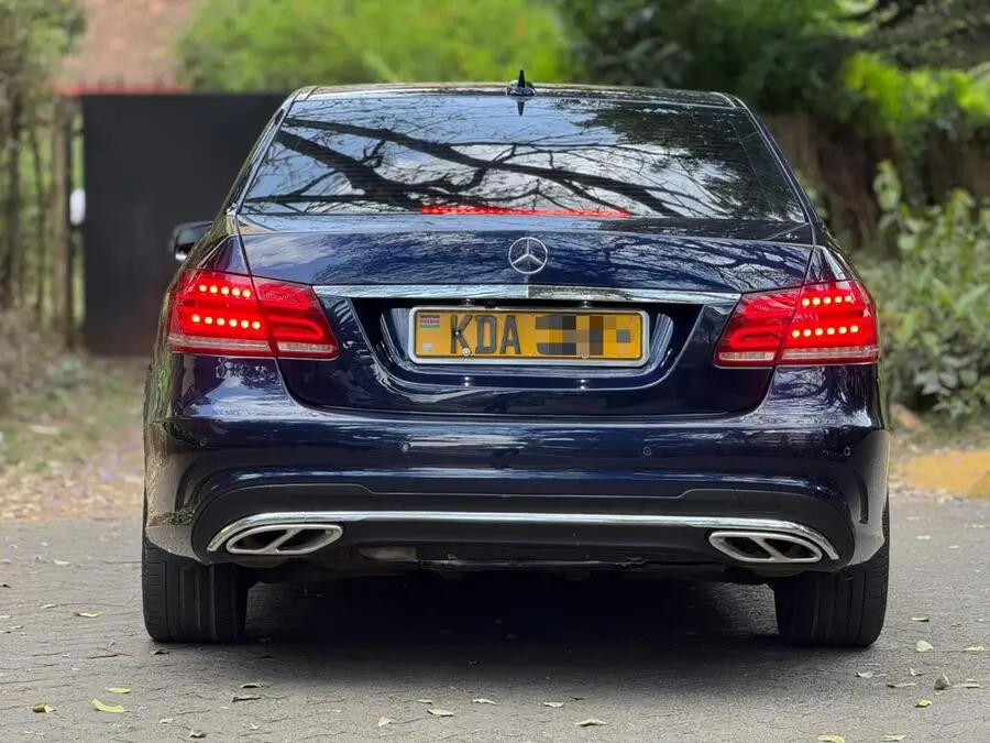 2015 Mercedes Benz E250 Leather