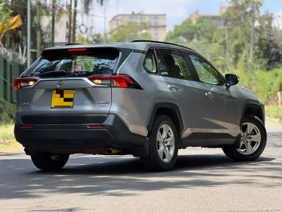 2020 Toyota Rav4 Low Mileage