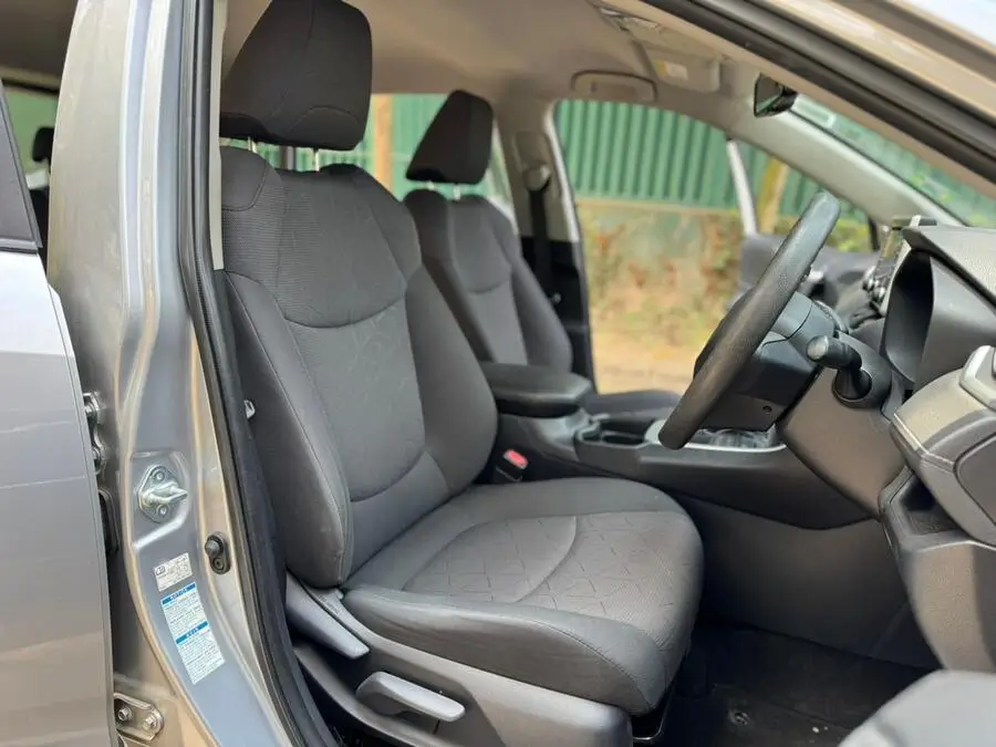 2020 Toyota Rav4 Low Mileage