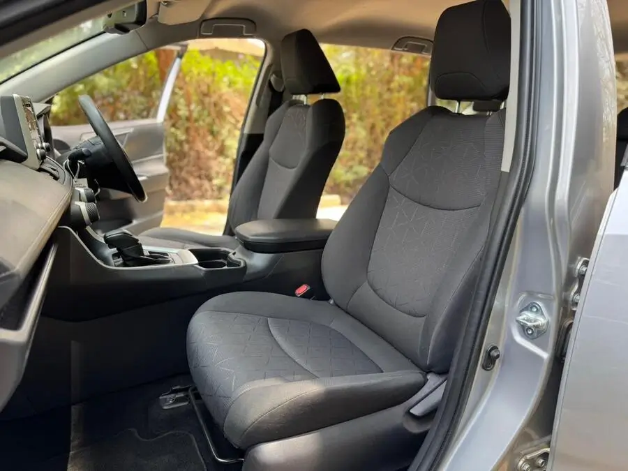 2020 Toyota Rav4 Low Mileage