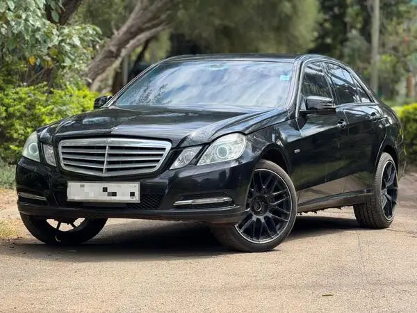 2011 Mercedes Benz E250