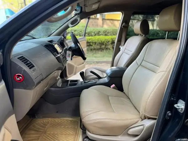 2013 Toyota Fortuner