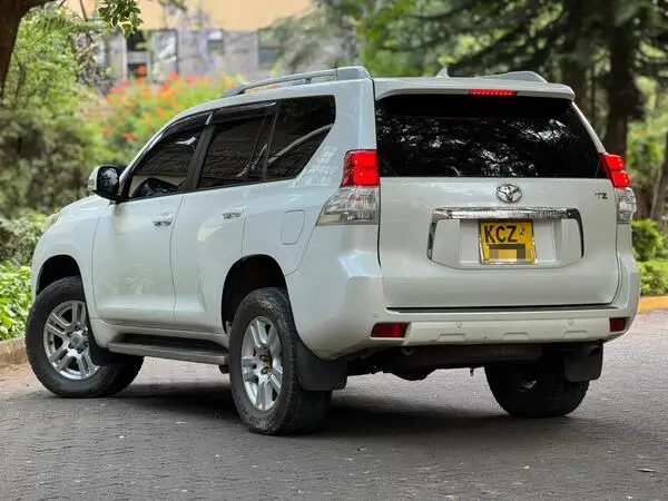 2013 Toyota Landcruiser Prado TZ