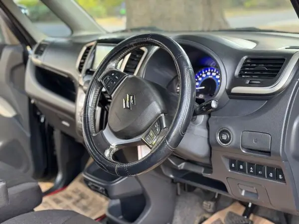 2015 Suzuki Bandit Solio