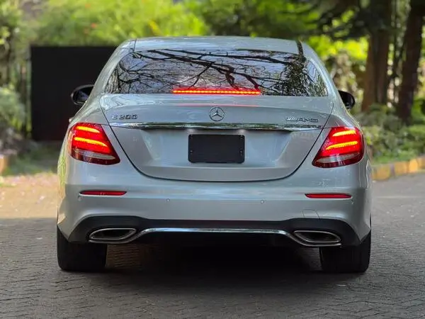 2018 Mercedes Benz E200 AMG Leather