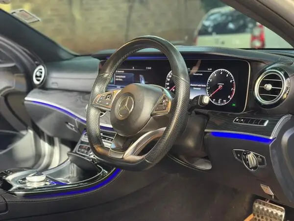 2018 Mercedes Benz E200 AMG Leather