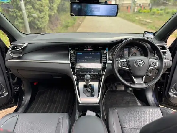 2018 Toyota Harrier Fully Loaded Sunroof Leather