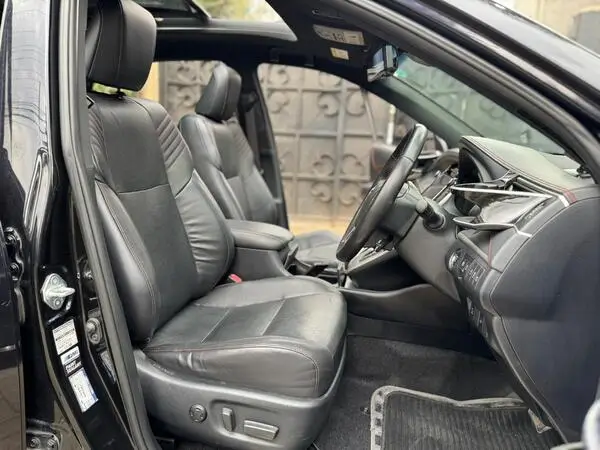 2018 Toyota Harrier Fully Loaded Sunroof Leather