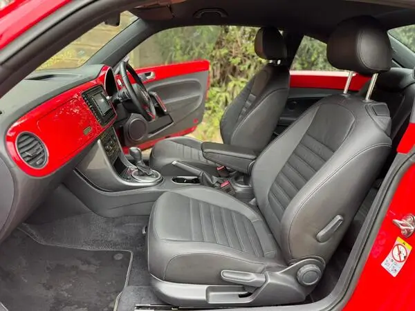 2018 Volkswagen Beetle Leather