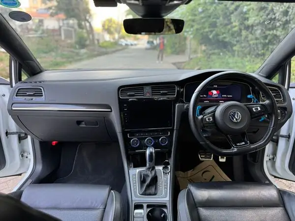 2018 Volkswagen Golf R Fully Loaded Low Mileage