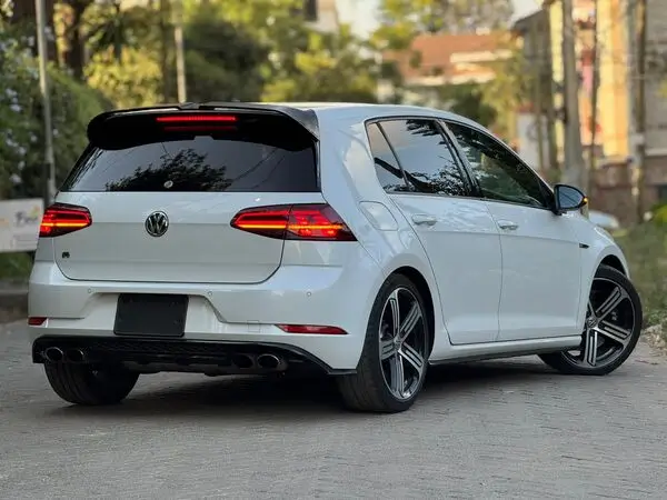 2018 Volkswagen Golf R Fully Loaded Low Mileage