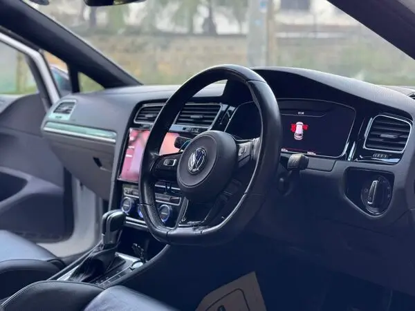 2018 Volkswagen Golf R Fully Loaded Low Mileage