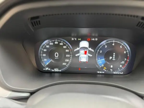 2021 Volvo XC60 AWD R Design Sunroof