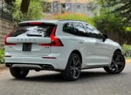 2021 Volvo XC60 AWD R Design Sunroof