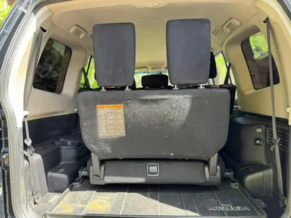 2011 Mitsubishi Pajero Exceed