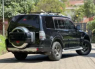 2011 Mitsubishi Pajero Exceed