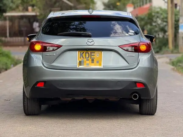2014 Mazda Axela Hatchback
