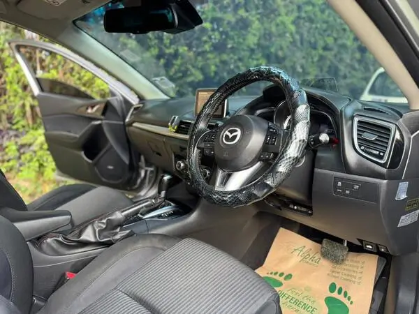 2014 Mazda Axela Hatchback