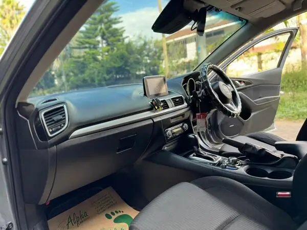 2014 Mazda Axela Hatchback