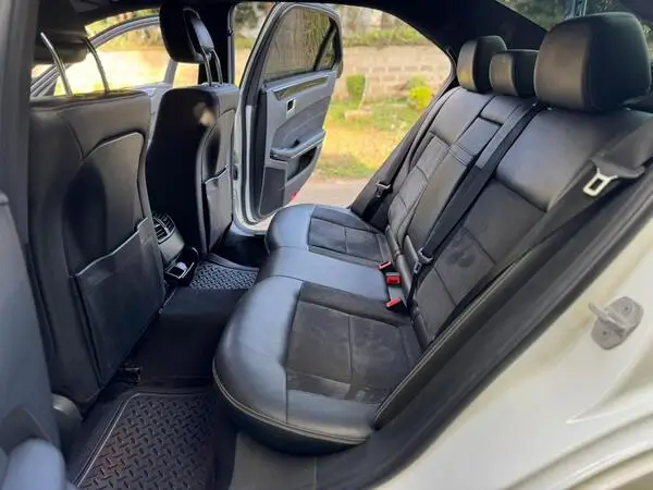 2014 Mercedes Benz E220d BlueTec