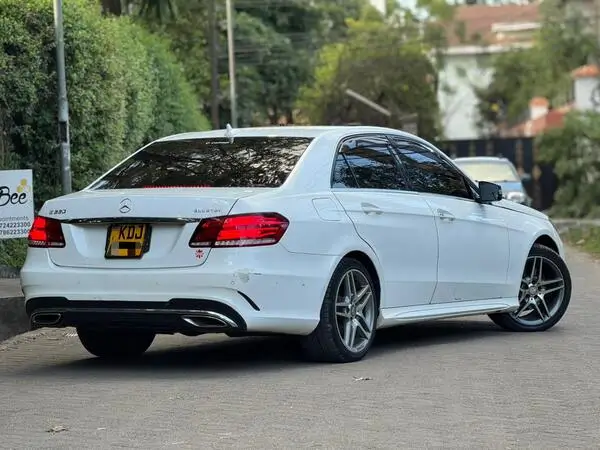 2014 Mercedes Benz E220d BlueTec