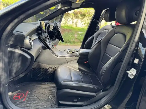 2015 Mercedes Benz C200