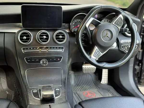 2015 Mercedes Benz C200